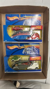 Hot wheels, pavement, pounders, diecast set, collectible, semi truck, cars