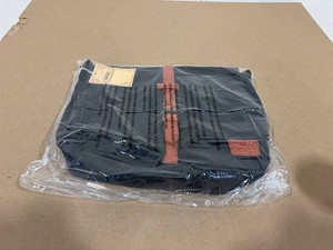 V-PAX 14.5 Messenger Bag Black