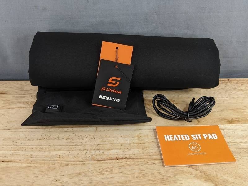 JS LifeStyle Heated Sit Pad - Brand New