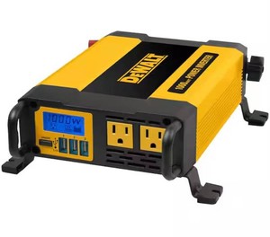 DeWalt 1000-Watt Portable Car Power Inverter with Triple USB Ports, DXAEPI1000, $159 Retail - New M