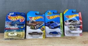 Hot Wheels Die-Cast Cars - Dodge, Lincoln, Pagani, Etc., 4 Total - Brand New&nbspC