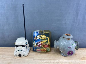 Star Wars White Stormtrooper, Tiger Electronics Jedi Starfighter &amp R2-D2 Electronic Toy&nbspC