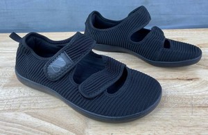Multi-Strap Velcro Footwear Mens Size 10, Womens Size 12, Black - Brand New