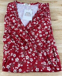UVM Classic Fashion Womens Red Floral Dress Size Small - Brand New