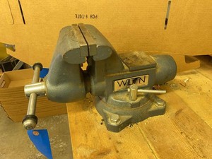Wilton 6-12in Jaw Bench Vise Swivel Base Made in USA Good