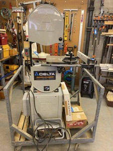 Delta 14 MetalWood Cutting Band Saw 28-306 w Cart & Blades