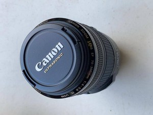 Canon EF 70-300mm f4-5.6 IS USM Zoom Lens Japan w Caps
