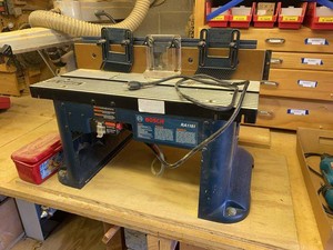 Bosch RA1181 Benchtop Router Table w Bosch Router & Accessories