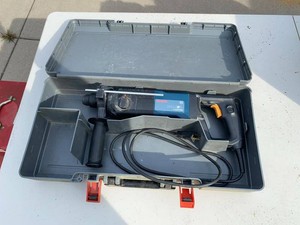 Bosch Bulldog 11224VSR Rotary Hammer Drill w Case & Side Handle