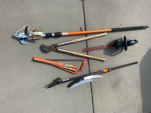 Group Fiskars Craftsman Pruning Tools Pole Saw Loppers Hedge Trimmer