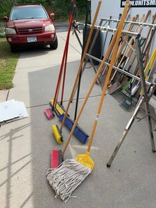Group Assorted Push Brooms Angle Brooms Deck Brush Mop Cleaning Tools