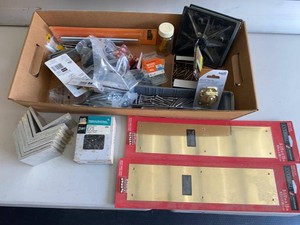 Group Everbilt Brass Push Plates Assorted Hardware Fasteners Brackets