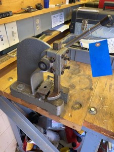Manual Benchtop PunchArbor Press w Rotating Anvil Cast Iron
