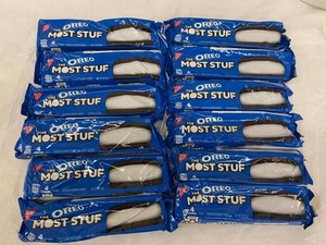 L - Oreo the Most Stuf Chocolate Sandwich Cookies (Lot of 12)