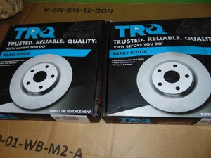 TRQ Brake Rotor & Premium Posi Semi Metallic Pads Front Rear Set BRA74039