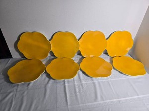 Italian Yellow Scalloped Ceramic Plates for Marketplace, Set of Eight