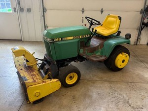 1992 JOHN DEERE 318 GARDEN TRACTOR