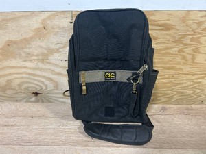 $56 CLC Custom LeatherCraft 21-Pocket Electrician Tool Pouch, 10in.W x 4in.D x 14 12in.H Model# 1509