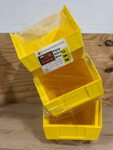 Quantum storage systems hang n stack Bins lot of 3