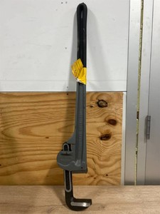 KLUTCH Heavy Duty 36 Pipe Wrench