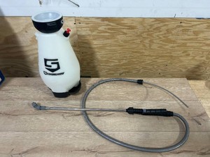 $85 Strongway 2-Gallon, 7.2V Li-Ion Never Pump Sprayer Kit with Battery  Accessories