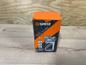$55 GROZ Fuel Filter with Spin On Cartridge, 10 Micron, 20 GPM, 1in. NPT Thread, Model# FFS10N