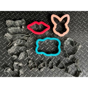 Assorted Metal Cookie Cutters Set � 20 Pieces, Mixed Shapes