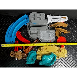 Hot Wheels Mattel Modular Plastic Vehicle Building Set Kit - Multi-Piece Toy