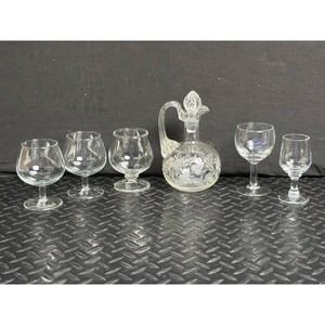 Clear Glass Crystal Pitcher and Stemware Set � Floral Etching