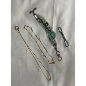 Mixed Metal Costume Jewelry Lot � Turquoise Beads, Chains & Necklaces