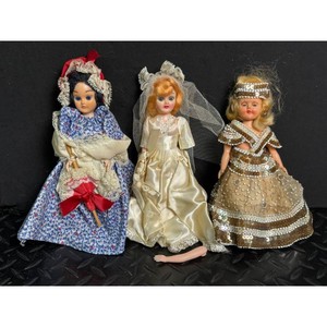 Vintage Porcelain Doll Trio in Formal Dresses, 3 Pieces