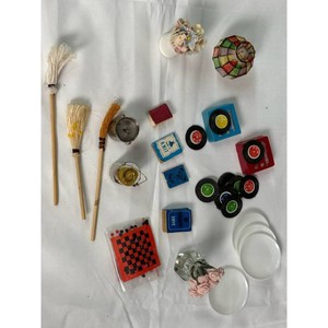 Miniature Dollhouse Accessory Set � Books, Records, Flowers, 20 Pieces