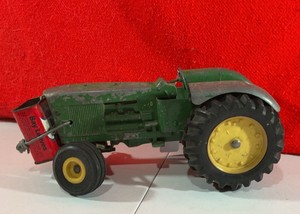 Antique green tractor John Deere Toy Cast Metal