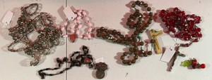 Group misc rosaries Religious Crucifixes Glass plastic Silver tone