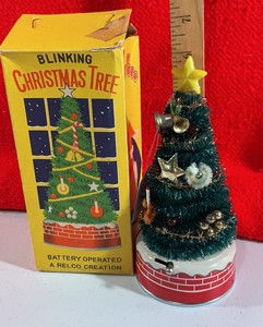 Vintage Relco Blinking Christmas Tree Bottle Brush Tin Base box