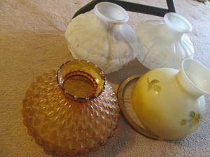 Vintage Aladdin Alacite, frosted an...