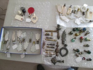 Huge variety of Aladdin glass and m...