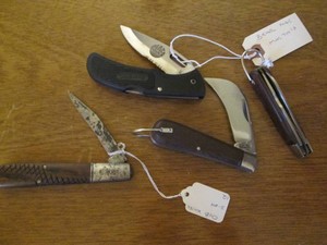 Vintage wood handle pocket knives a...