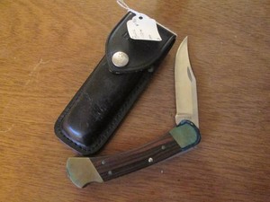 Vintage Buck pocket knife and whets...