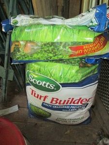Scotts 40lb bag plus misc extra Tu...