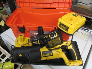 Homer box tool box with Dewalt 18v ...