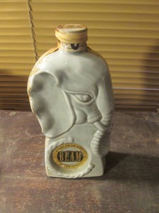 Vintage Jim Beam Elephant ashtray d...