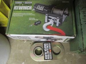 Badlands Winches 2500lb capacity AT...