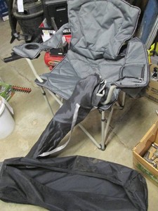 Captains folding camp chair with ro...