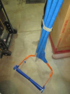 Super long handle skrink wrapping t...