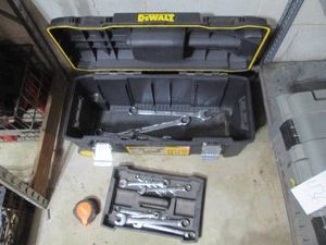 Dewslt rolling toolbox, largevsize ...