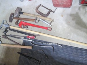 Large pry bars, pipe bender, pipe w...