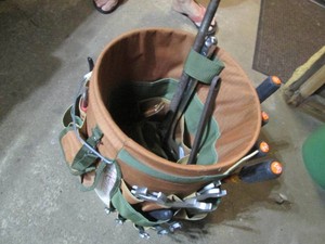 Bicket boss organizer and bucket wi...