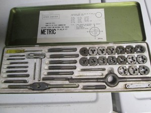 Vintage tap and die set