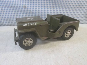 (EC1) Vintage Tonka Pressed Steel U.S. Army Jeep 9 34 - Missing Windshield and Steering Wheel